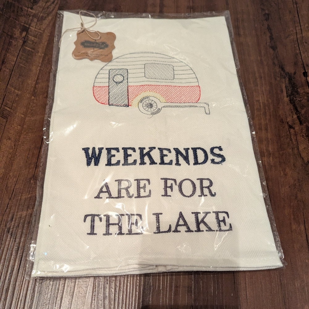 Mud Pie towel